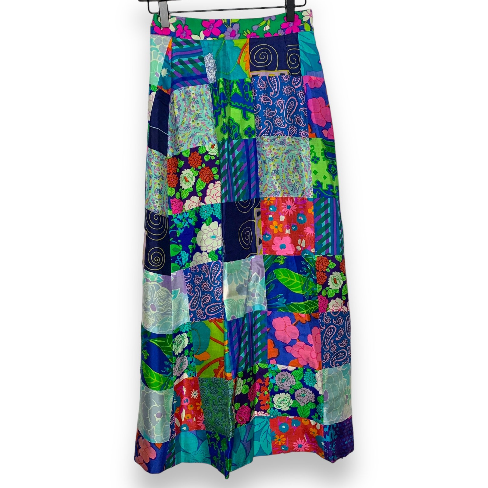 Vintage 60s Womens XS US 4 Bohemian Boho Silk Patchwork Wrap Style Maxi Skirt