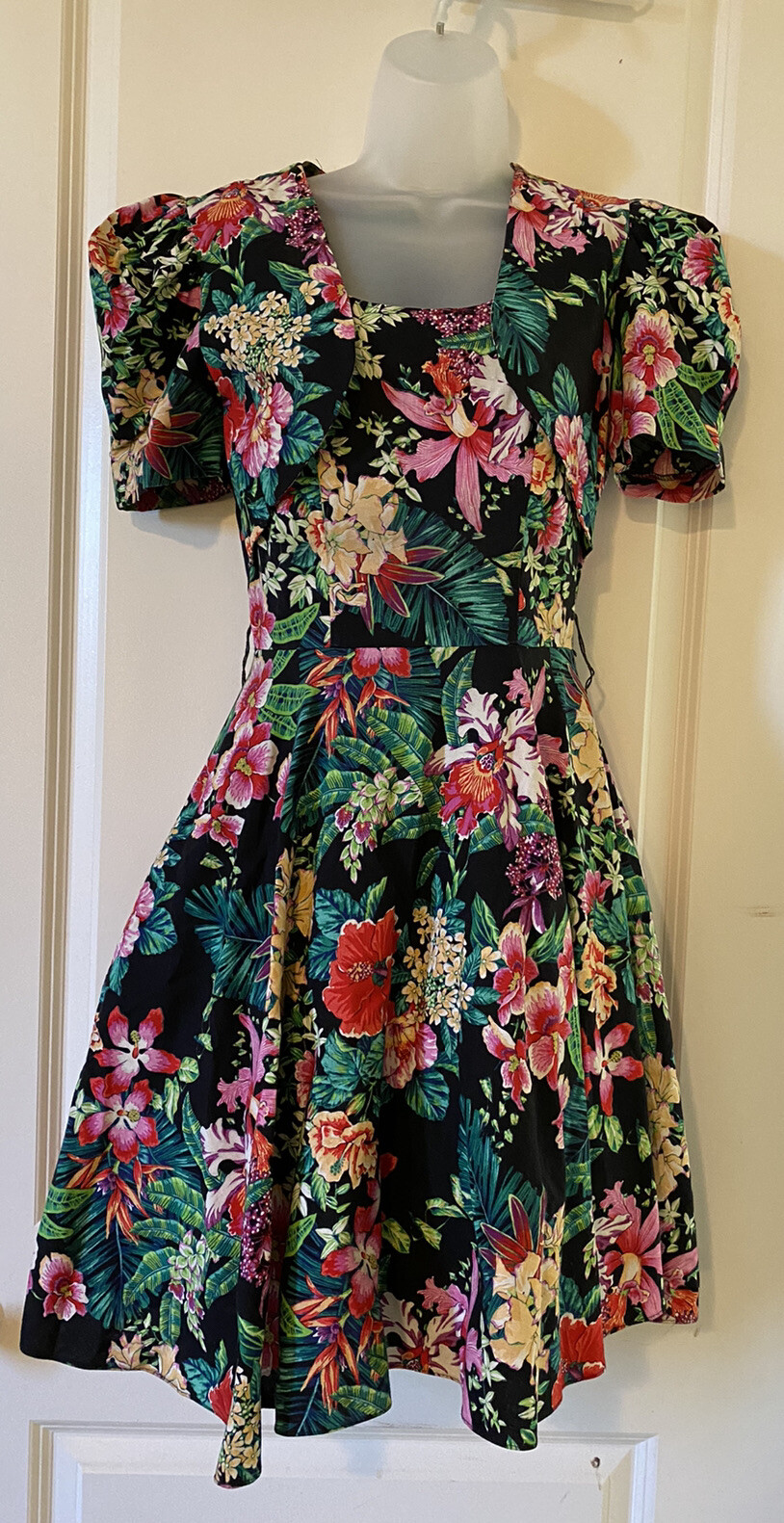 Mademoiselle Vintage Floral Tropical Rockabilly Tulle Made in USA Small 5