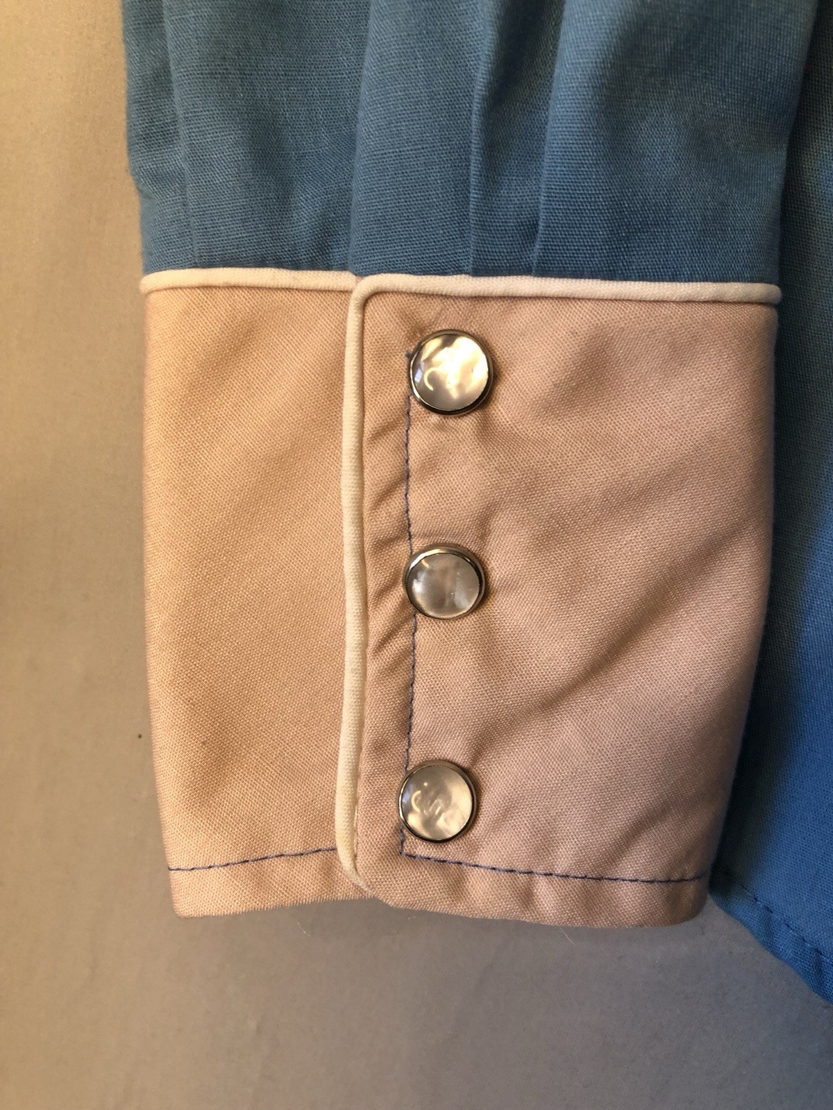 Vintage Western Wear Top Pearl Snaps Women’s Size 9/10 Smile Pockets