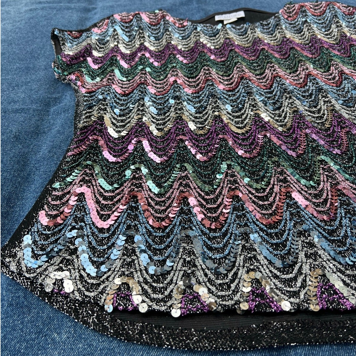 80s Copy Cats metallic silver sequin wave pattern top