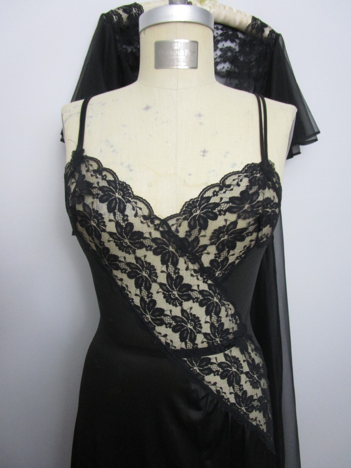 S Black Val Mode Peignoir Set Night Gown Robe Vintage Huge Sweep