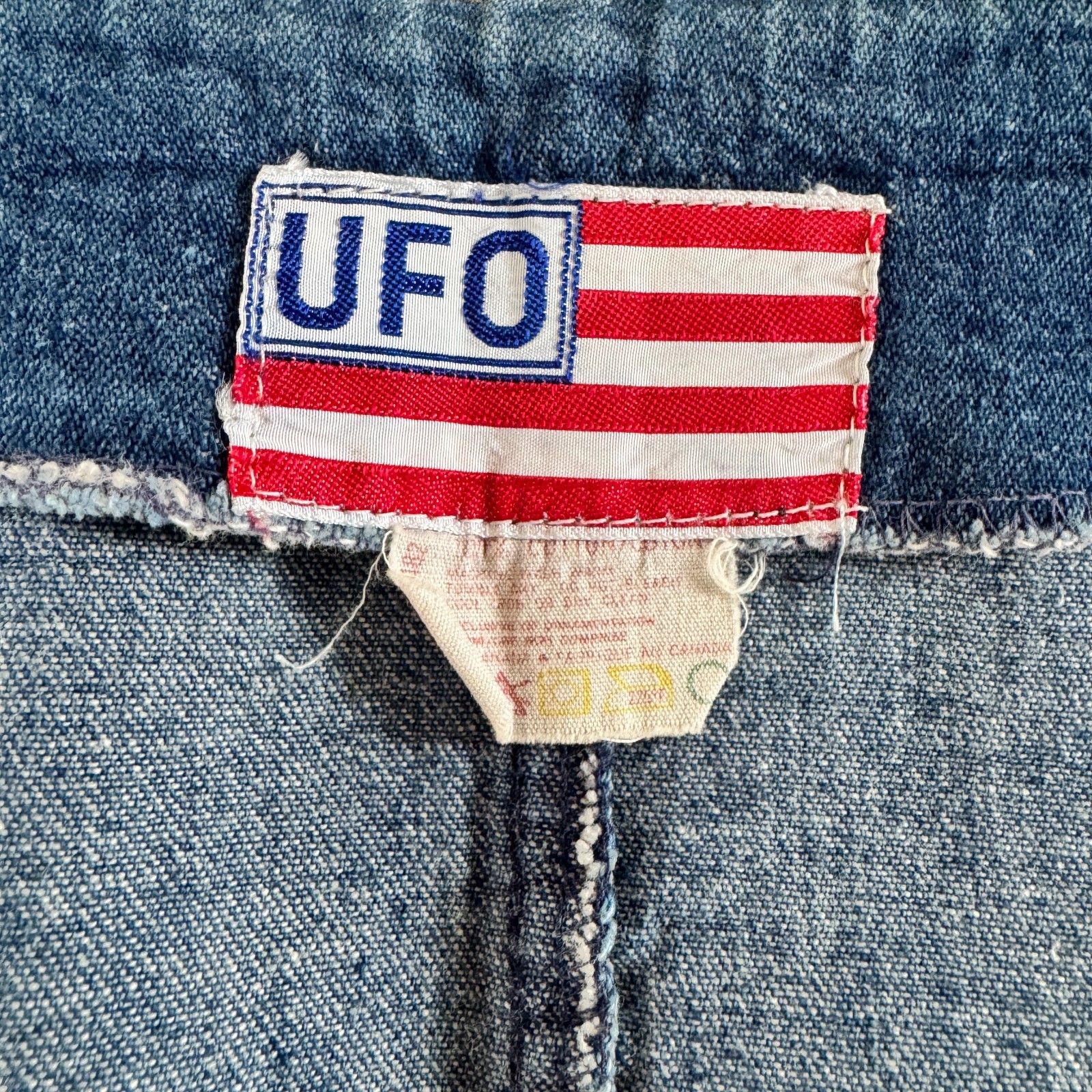 70s vintage UFO JEANS Denim Cut-off Wrap Mini Skirt USA NY American Flag Patch