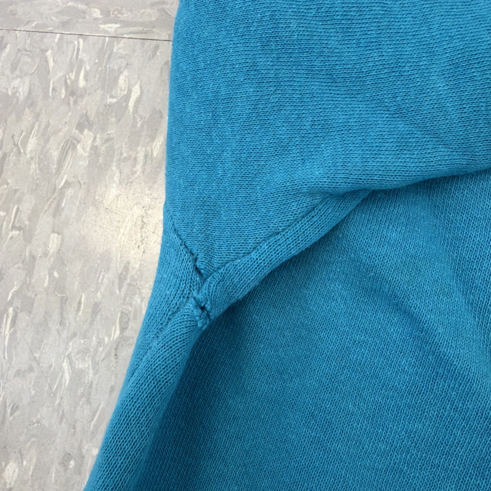 Vintage USA 1980s Teal Crewneck Sweater Crop Top Size L THC Tape Head Co.