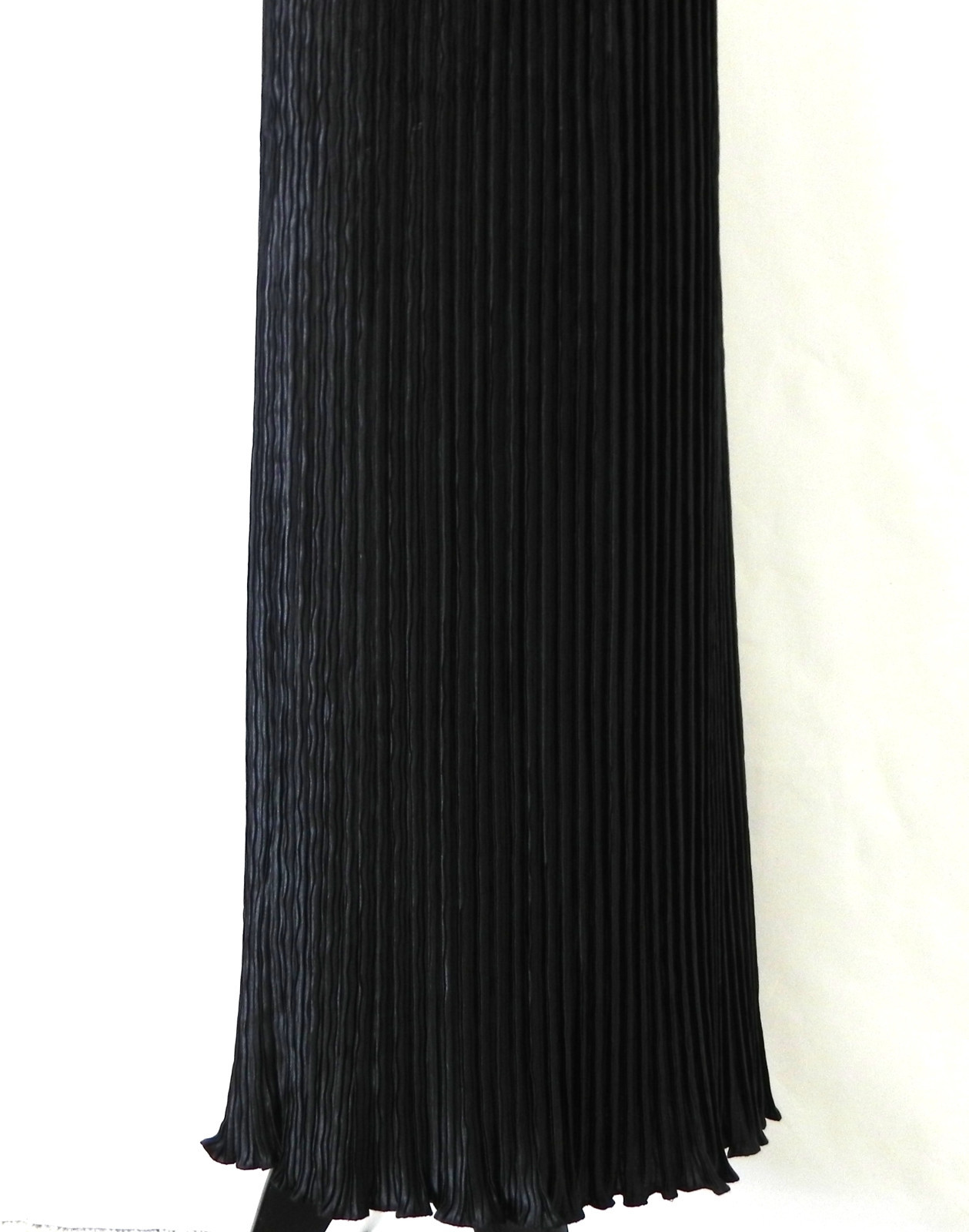 Vtg Three Flaggs 2PC Open Duster/Maxi Pleated Shinny Black Size L