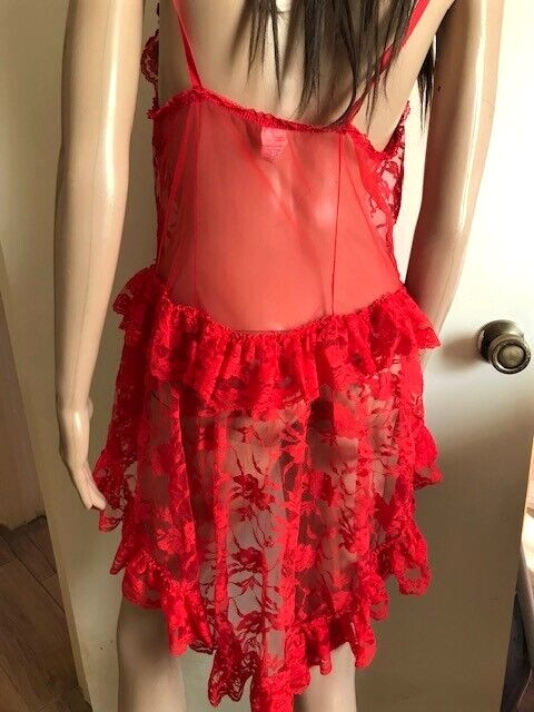 VTG TRES CHIC 60′ LINGERIE RED LACE TRIM SZ L