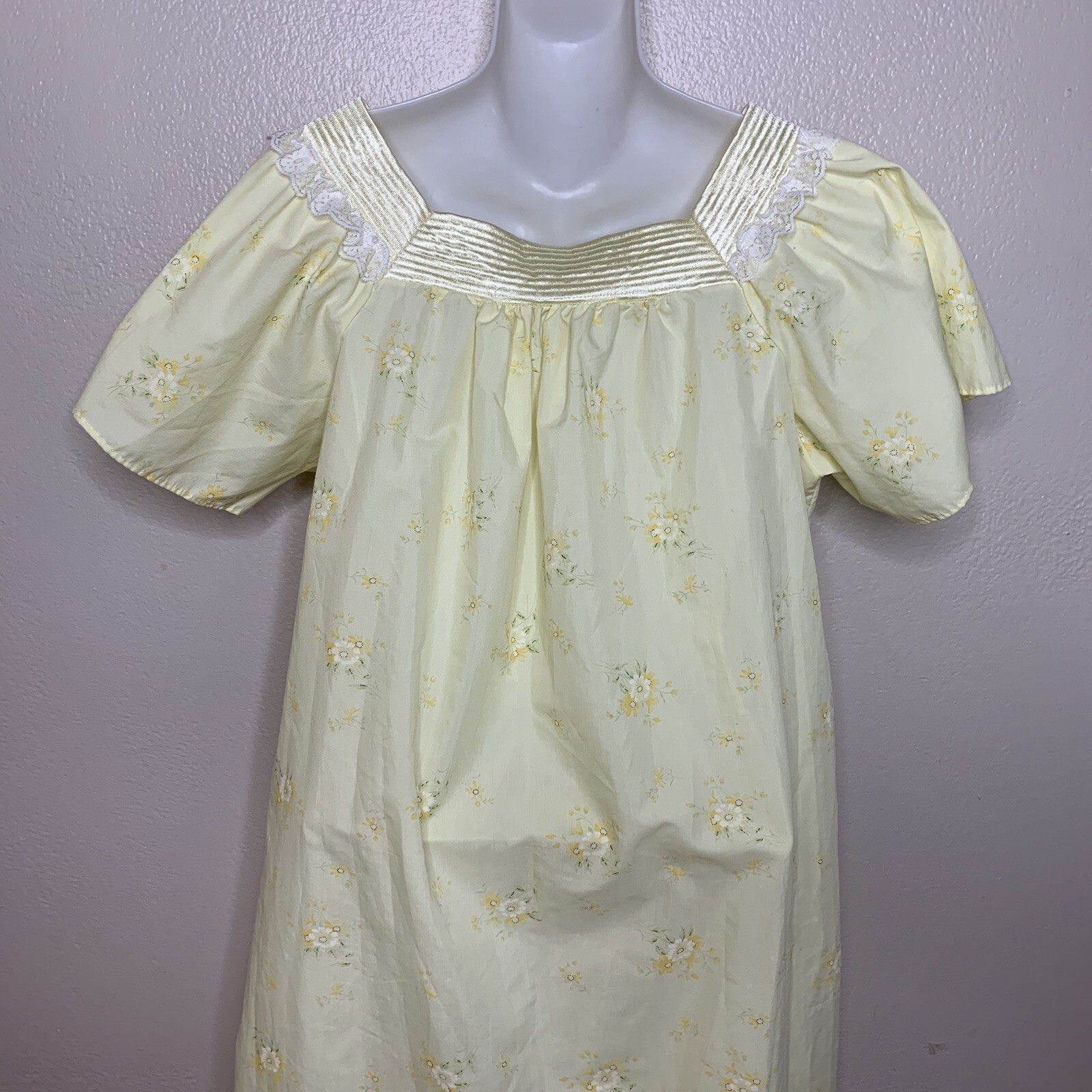 Previews USA Vtg Dress Womens 44X36 Yellow Floral Night Gown House Lounge