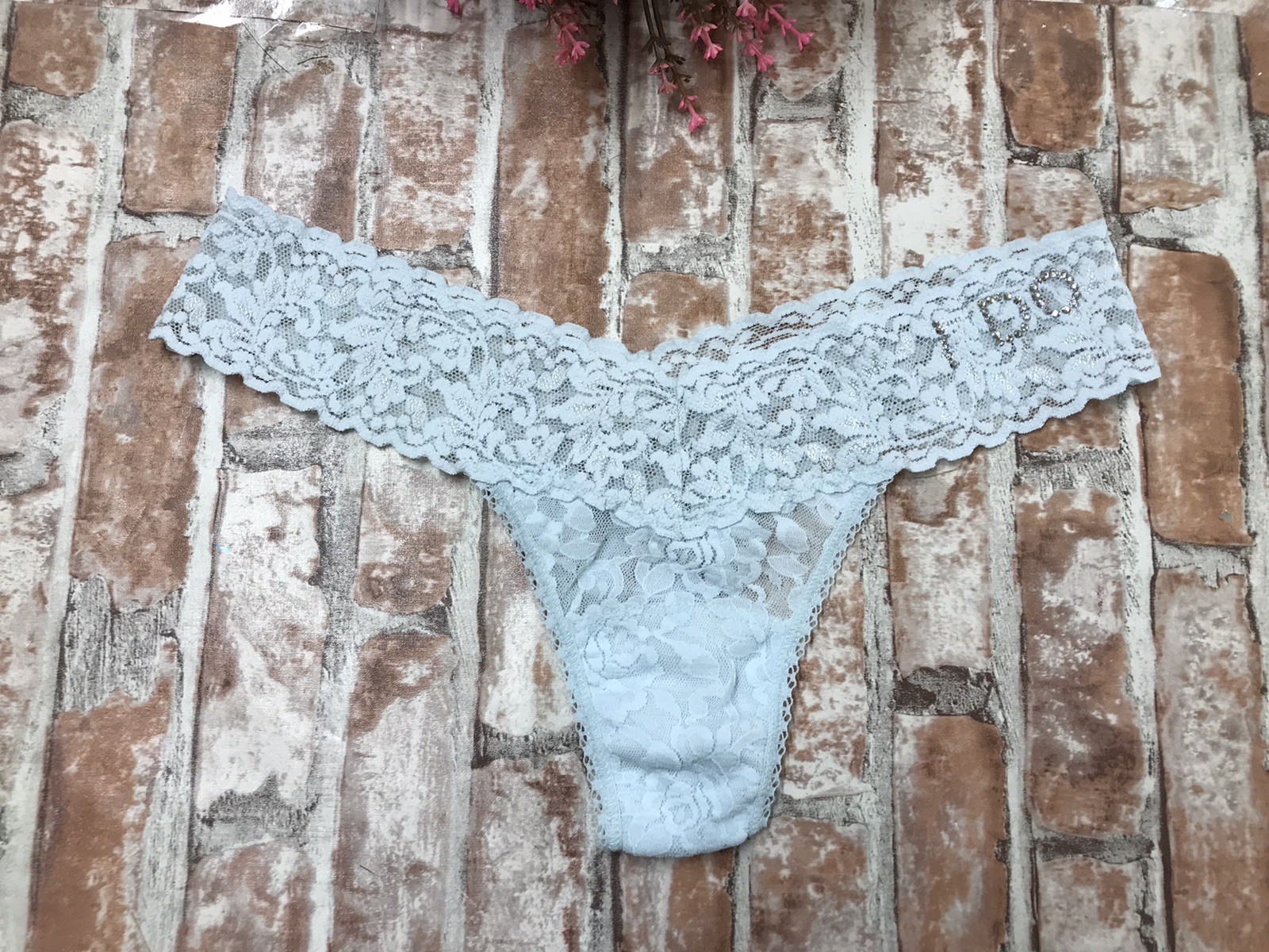 Hanky Panky Celeste Sky Blue Signature „I DO” Lace Low Rise Thong sz Med
