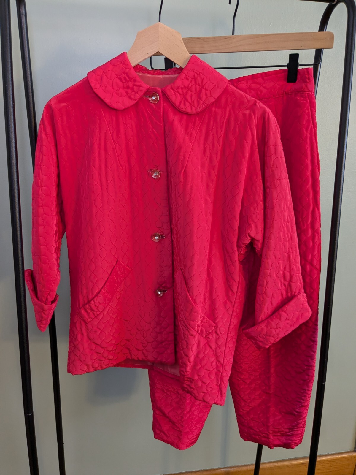 Vintage Magenta Pink Peter Pan Collar Quilted Rhinestone Buttons Lounge Set