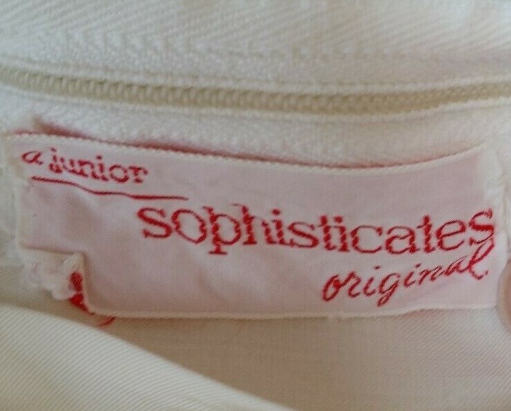 Vintage JUNIOR SOPHISTICATES ORIGINAL WHITE LACE DRESS – Size XXS