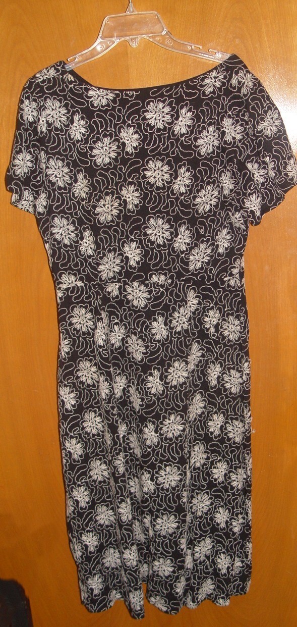 Vintage Tea / Midi Dress Black w/All Over White Floral Embroidery Gorgeous