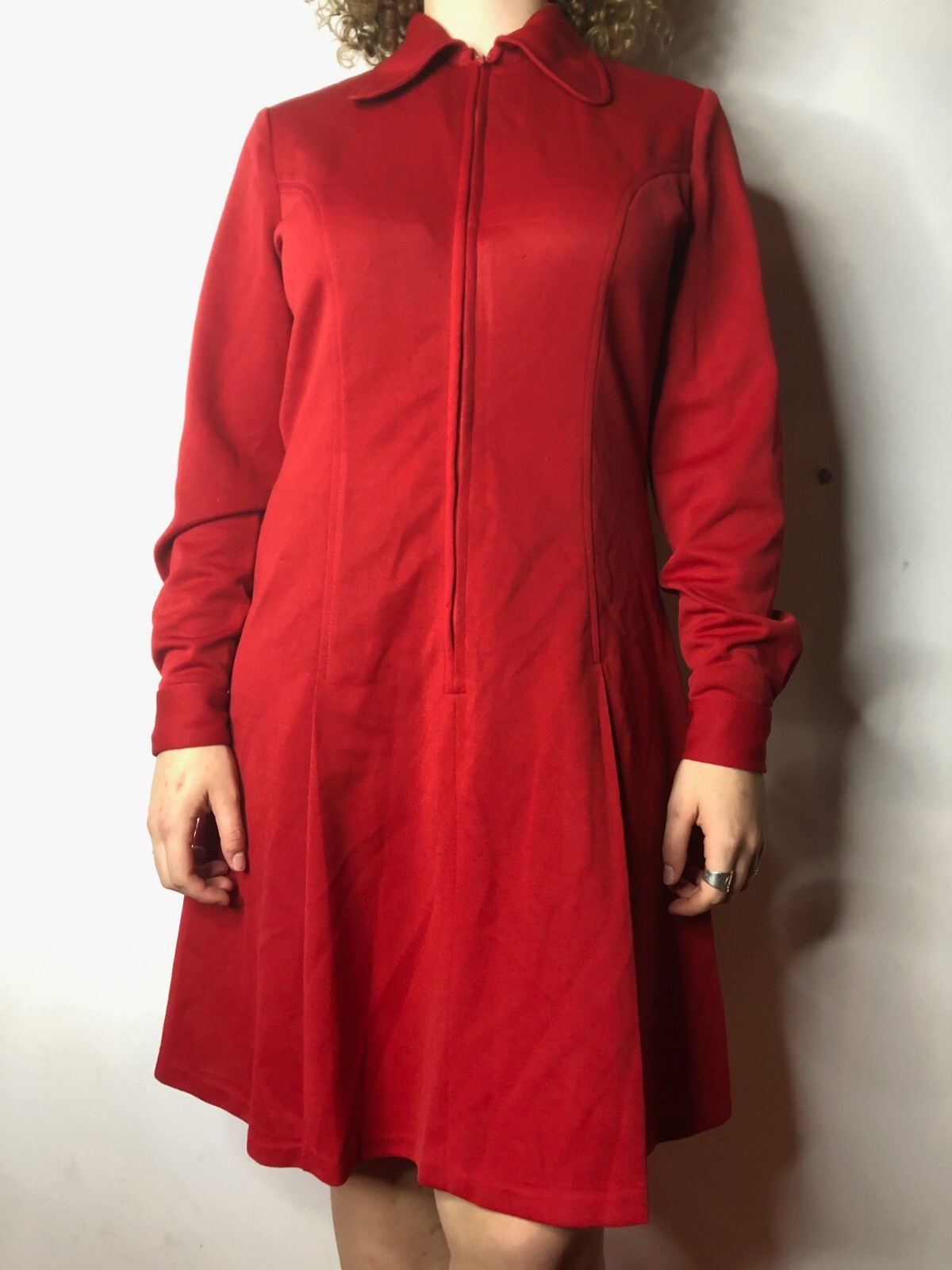 Vintage Zora Melbourne 1960s Red Terylene Dress Mod Go Go AU waist 30″