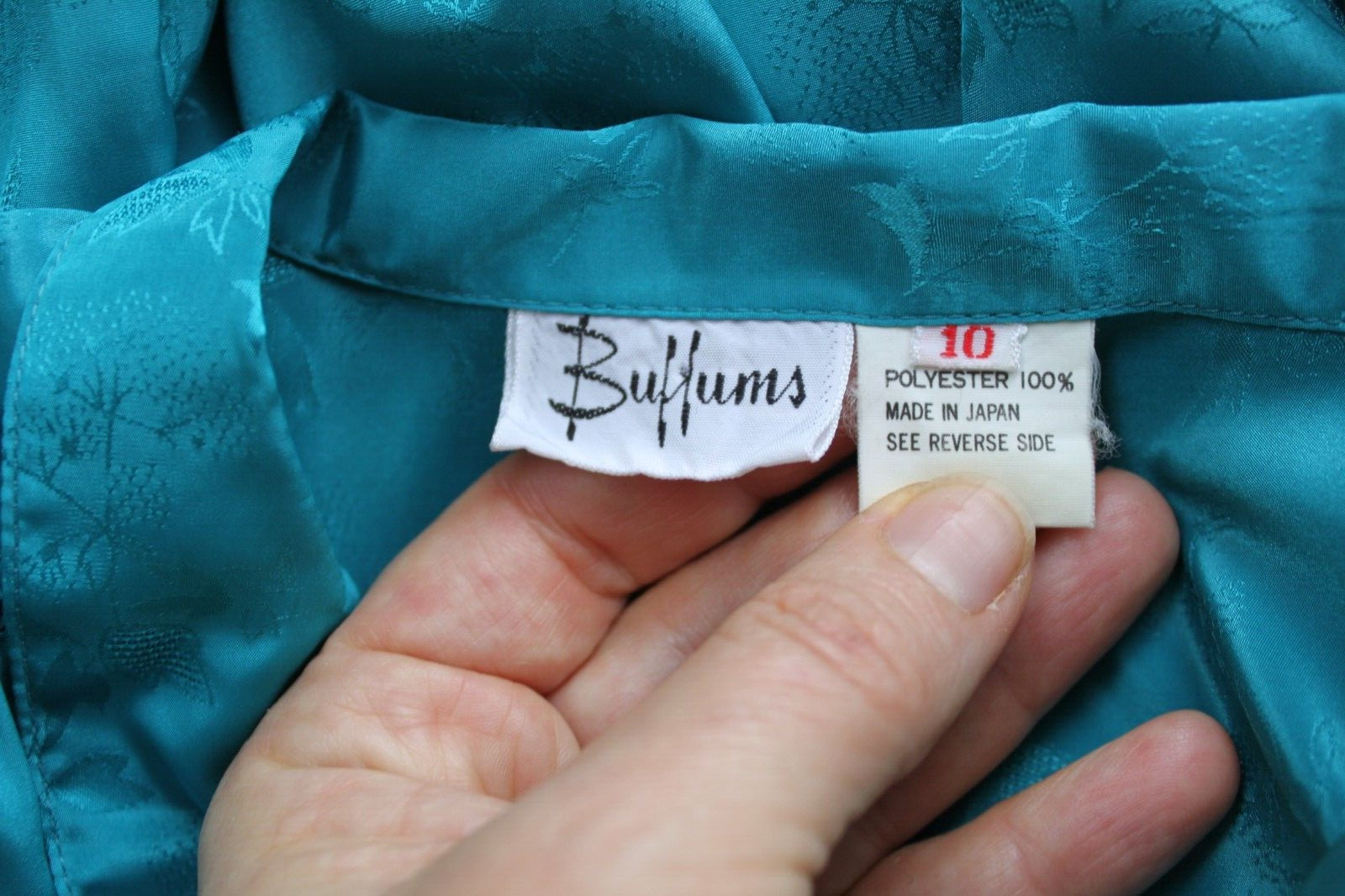 Vintage 70’s Buffum’s Turquoise satin Japanese Fabric Leaf Pattern Blouse 12