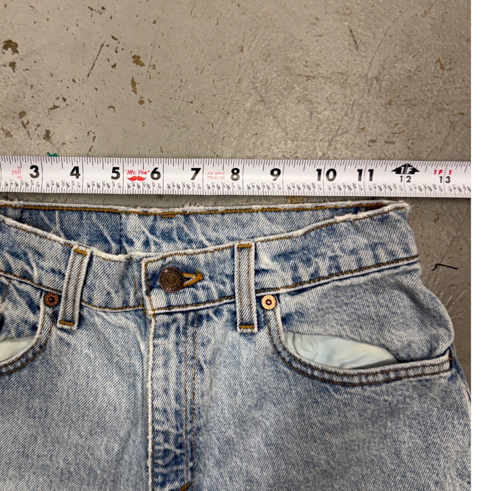Vintage Levi’s 551 Jeans Light Wash High Rise Women’s Vintage USA Made 24 x 27