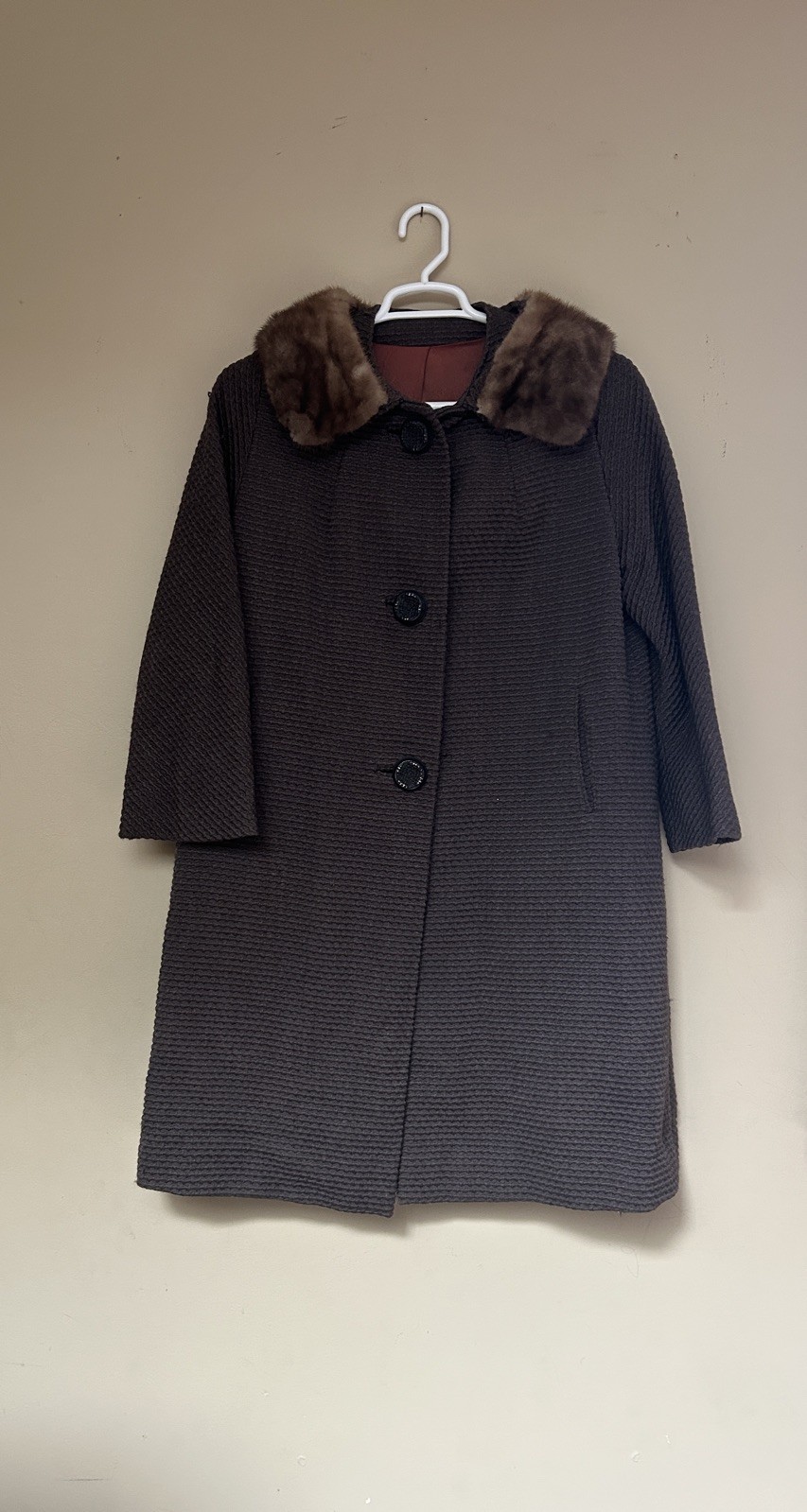 Vintage International Ladies’ Garment Workers’ Union ILGWU Wool Coat Fur Collar