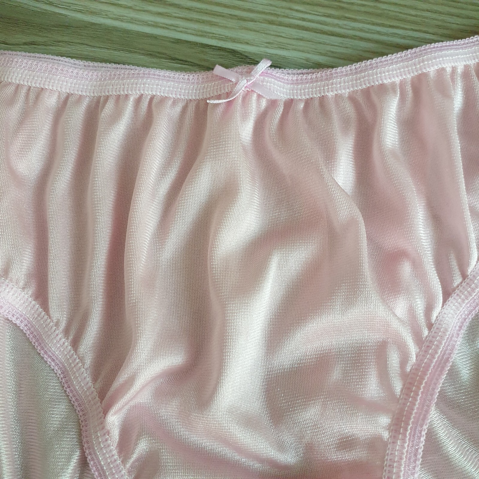 Vintage Silky Nylon Panties Sheer Pink Bikini Soft Brief Size 7-8 Hip 38-42″