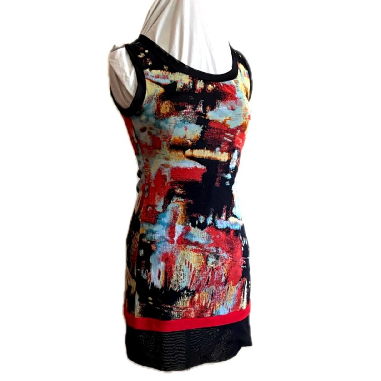Artsy y2k Mini Dress with Bold Abstract Pattern Small
