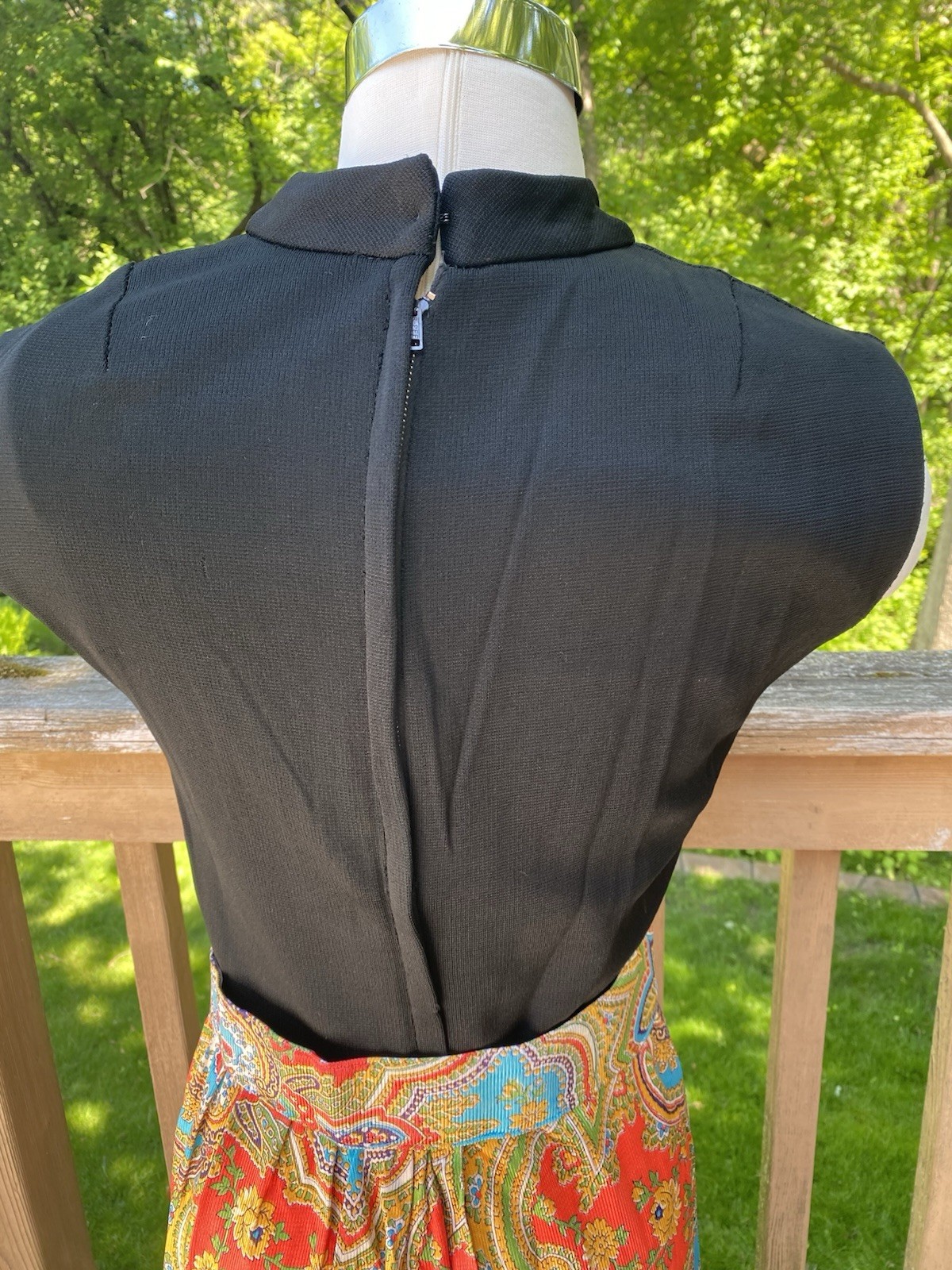 Vtg 70s Psychedelic Long Skirt w Belt Maxi Hostess Dress Black Bodice Size 9 10