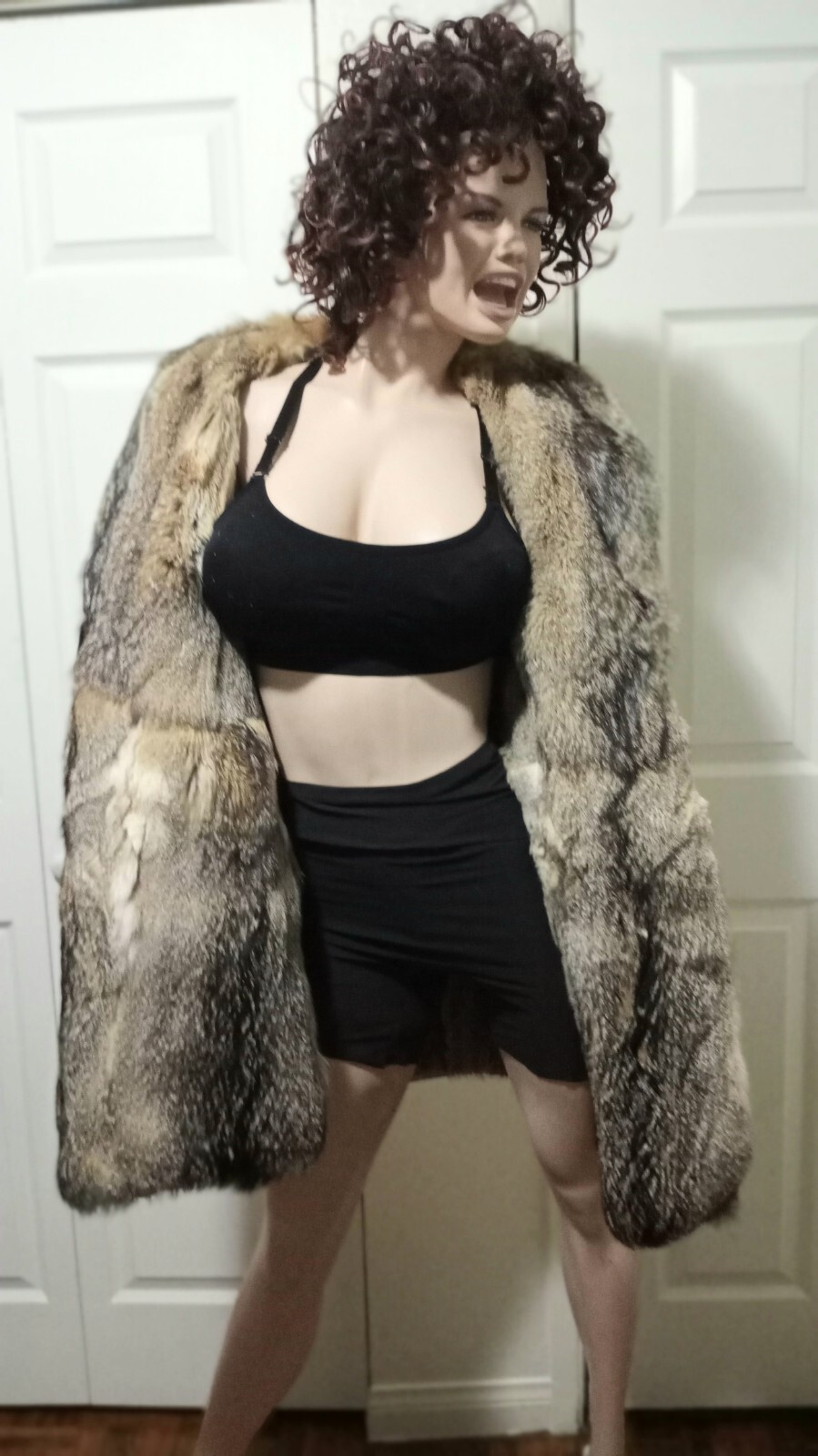 VINTAGE IVORY LEATHER LINED W/FULL GENUINE ARGENTINA FOX FUR COAT/JACKET LARGE