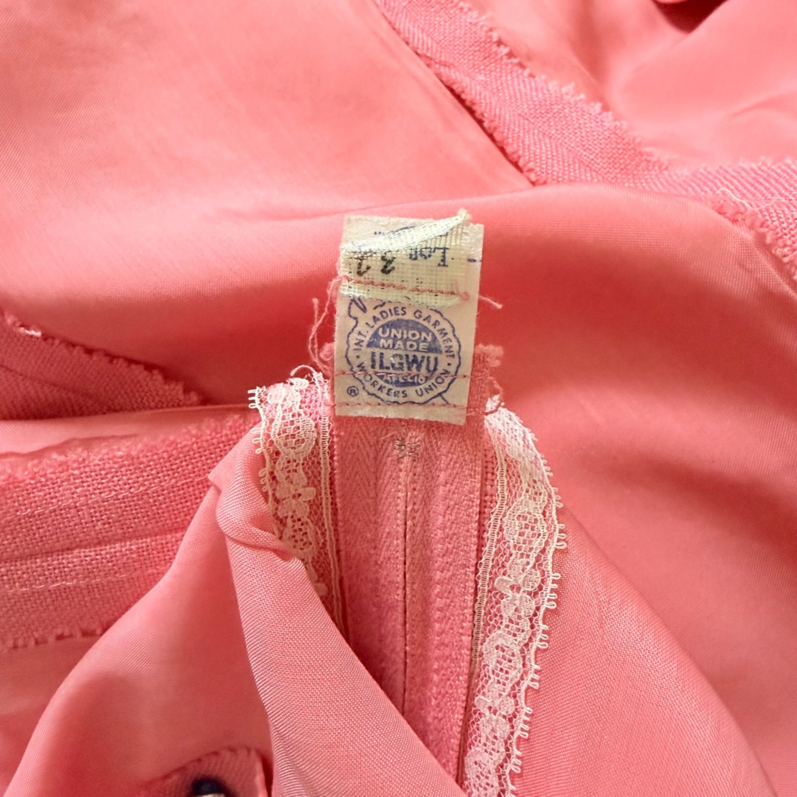 Mollie Parnis Women’s Shift Dress Small Vintage 60s Mod Retro Barbiecore Pink
