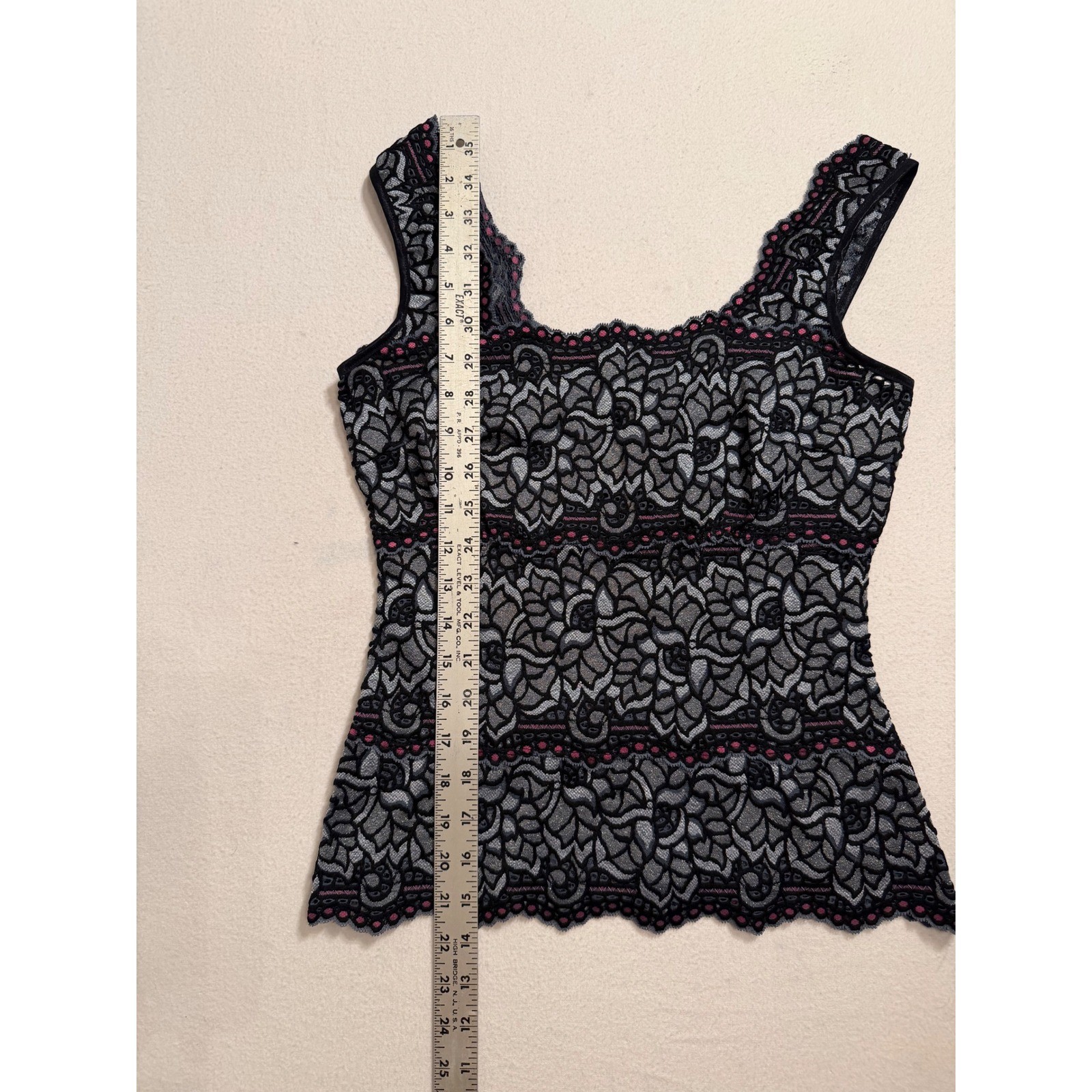 Cache Vintage Y2K Silver Metallic Floral Lace Tank Top Black Pink Small 20120