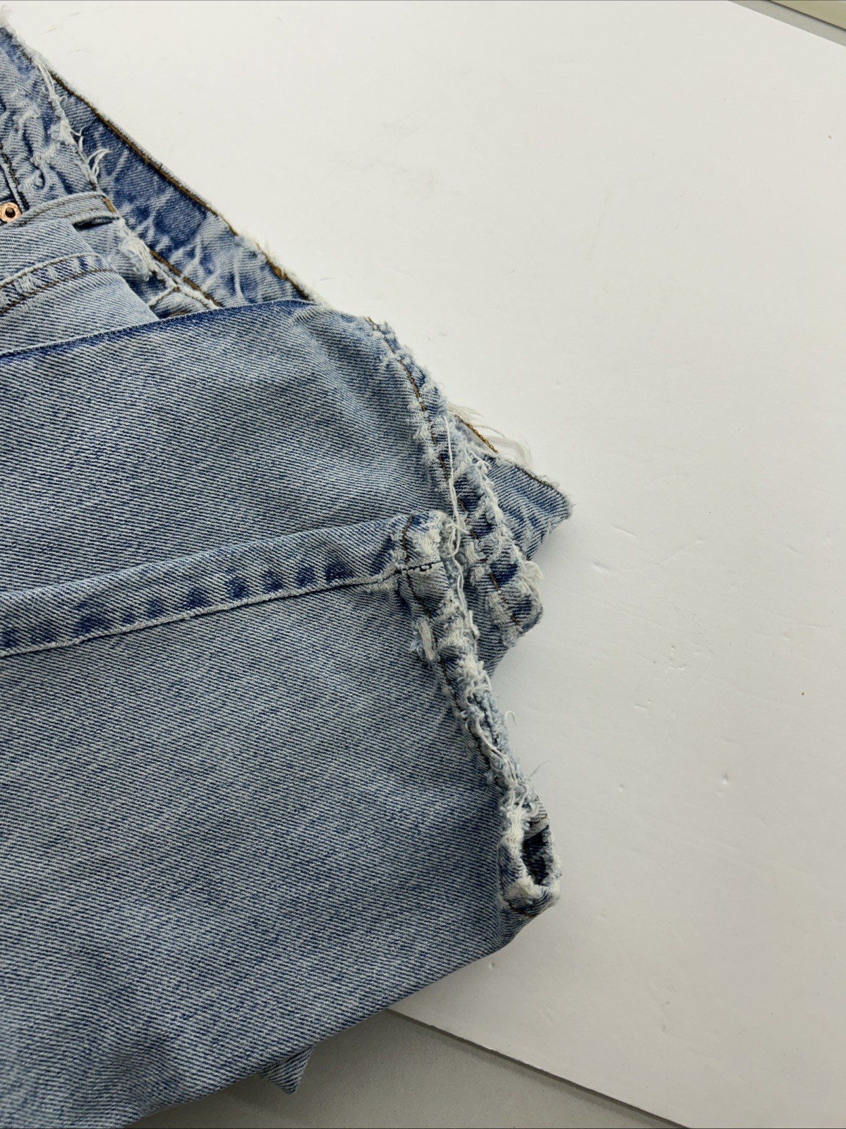 Vintage 90’s Levi’s 551 Relaxed Fit Jeans High Waist Mom Women’s Sz 8 Med
