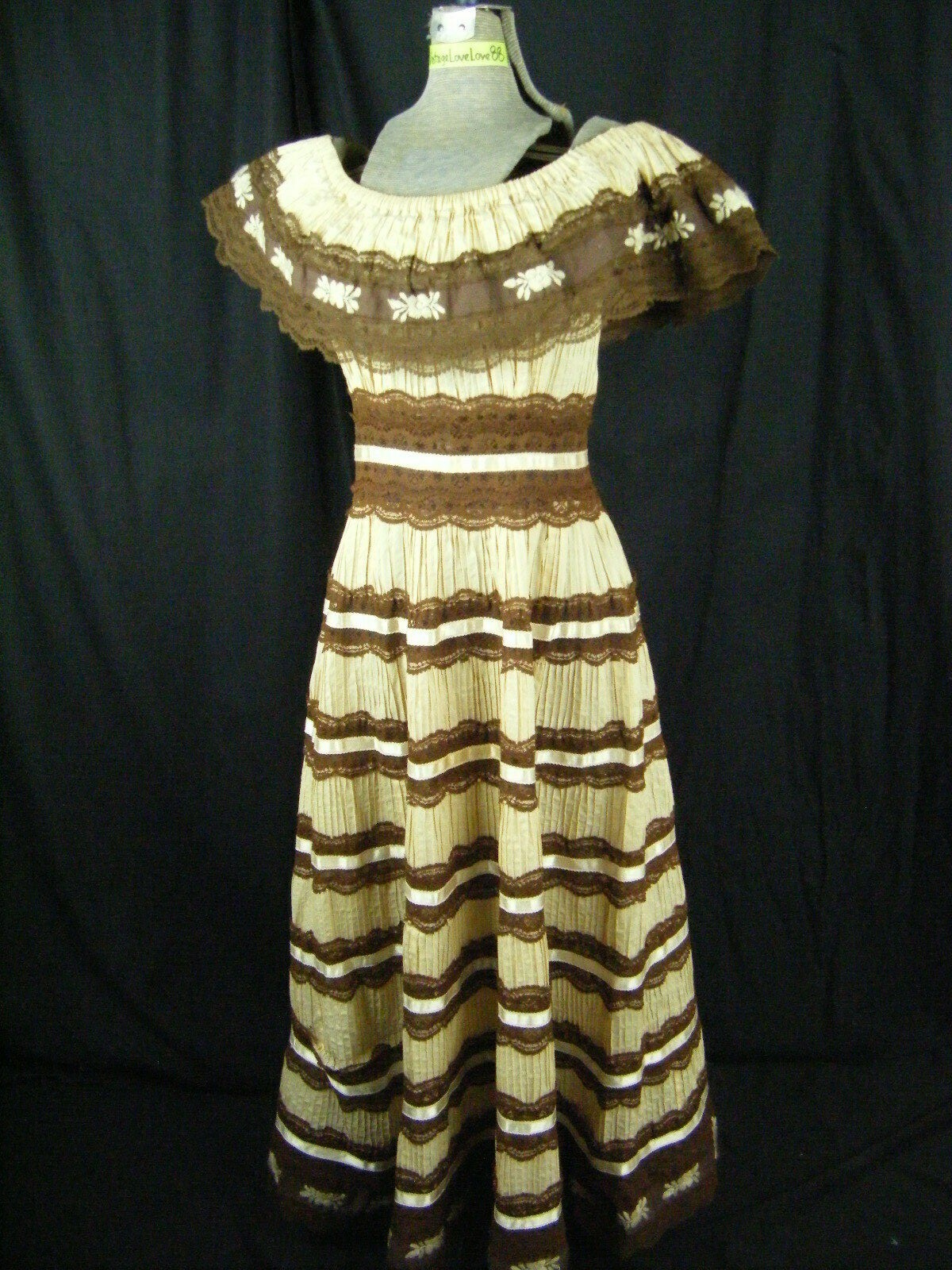Vtg 60s Mexican Beige Brown Lace Tiered Off Shoulder Full Dress-Bust 34-40/S-M