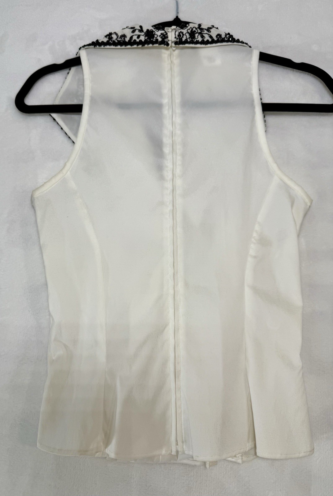 Vintage Laurence Kazar White And Black Beaded Top Size Small 80’s 90’s Floral