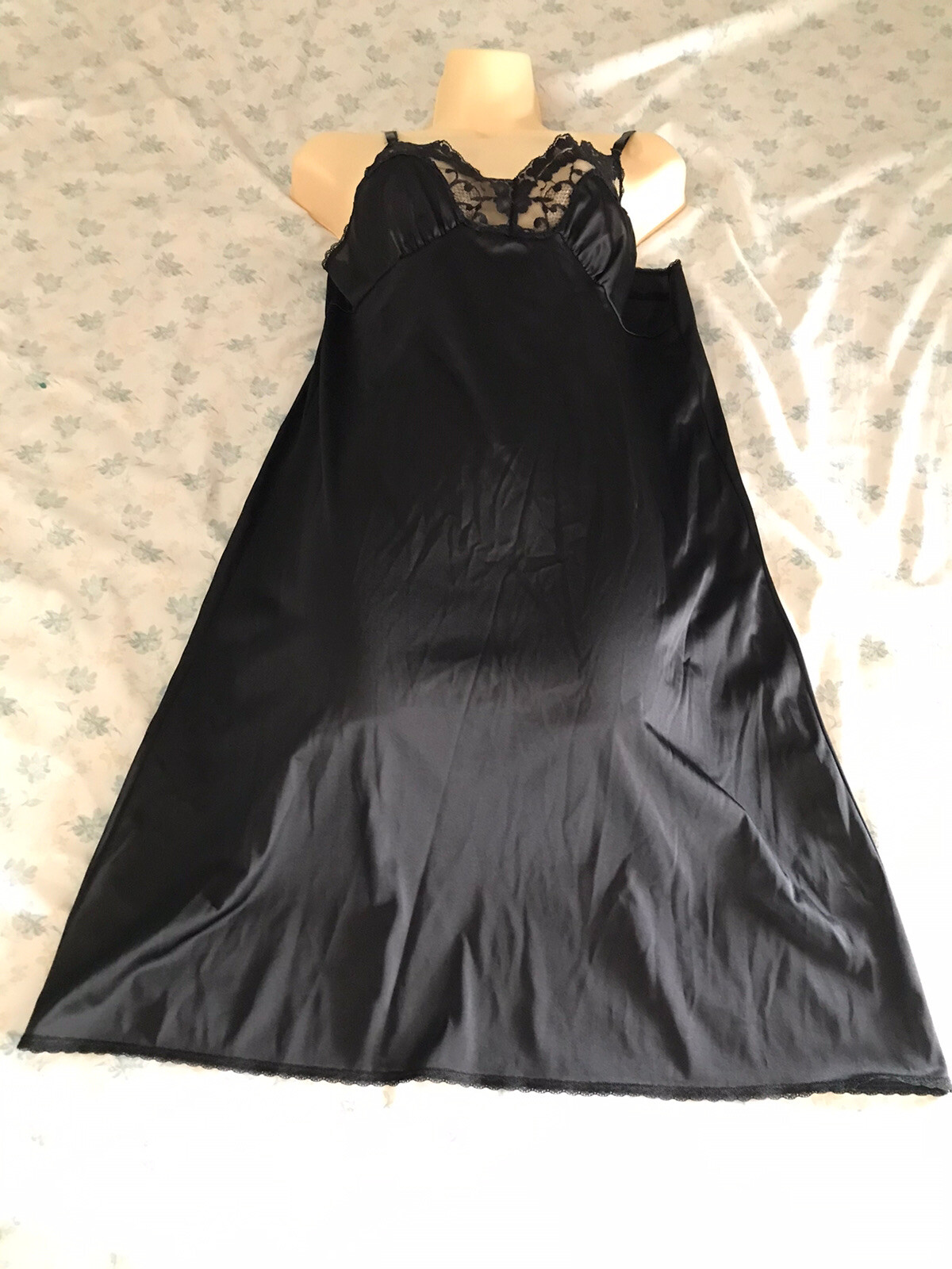 Vintage Vassarette Black Lace Slip Dress Size 24” 38/44