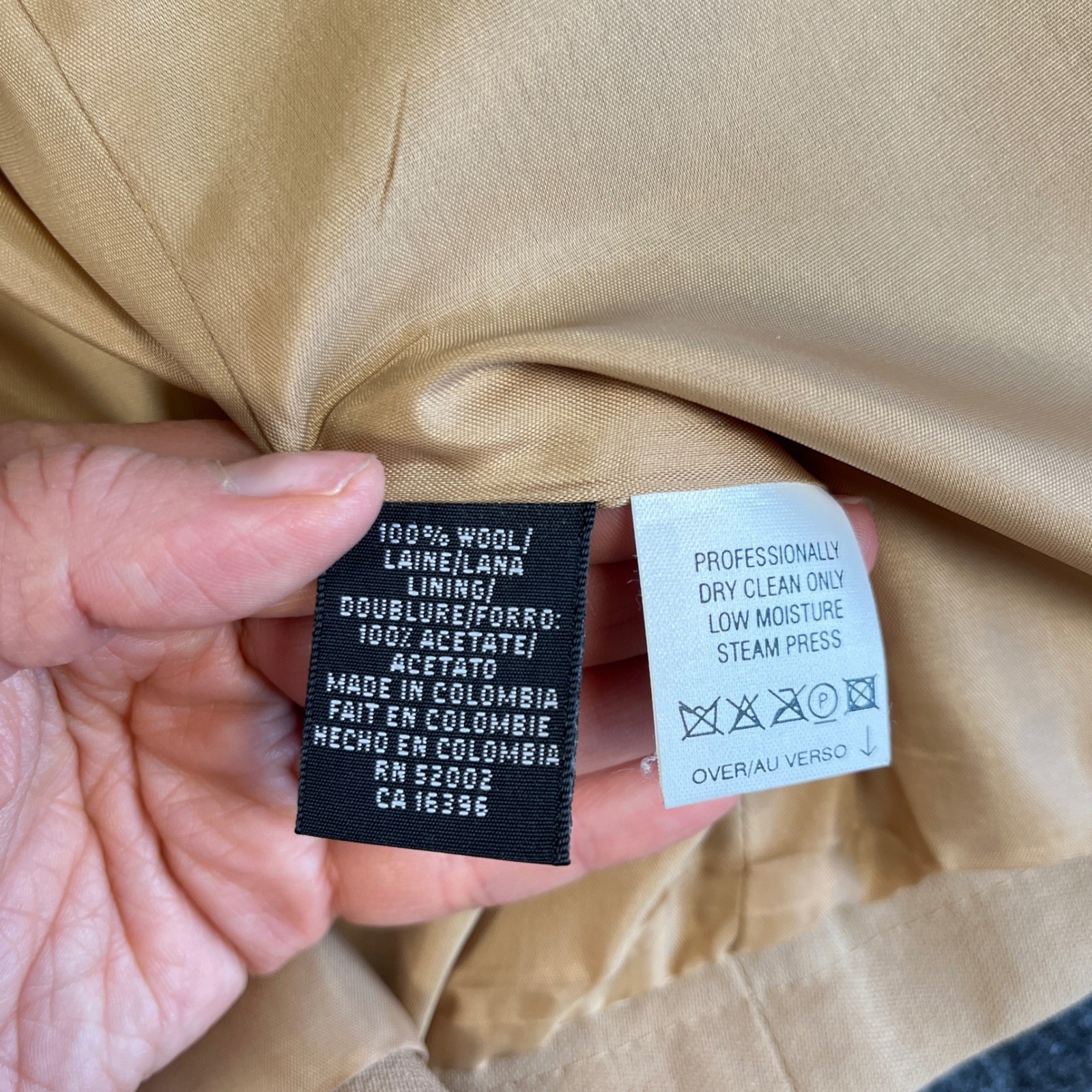 Liz Claiborne Collection Vintage 100% Wool Double Breasted Blazer Tan Beige 8