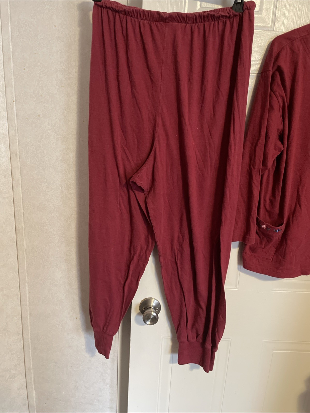 VTG Yikes Pajamas Set Women’s Size L Red Cotton Blend Lounge 2-Pc Stretch Comfy