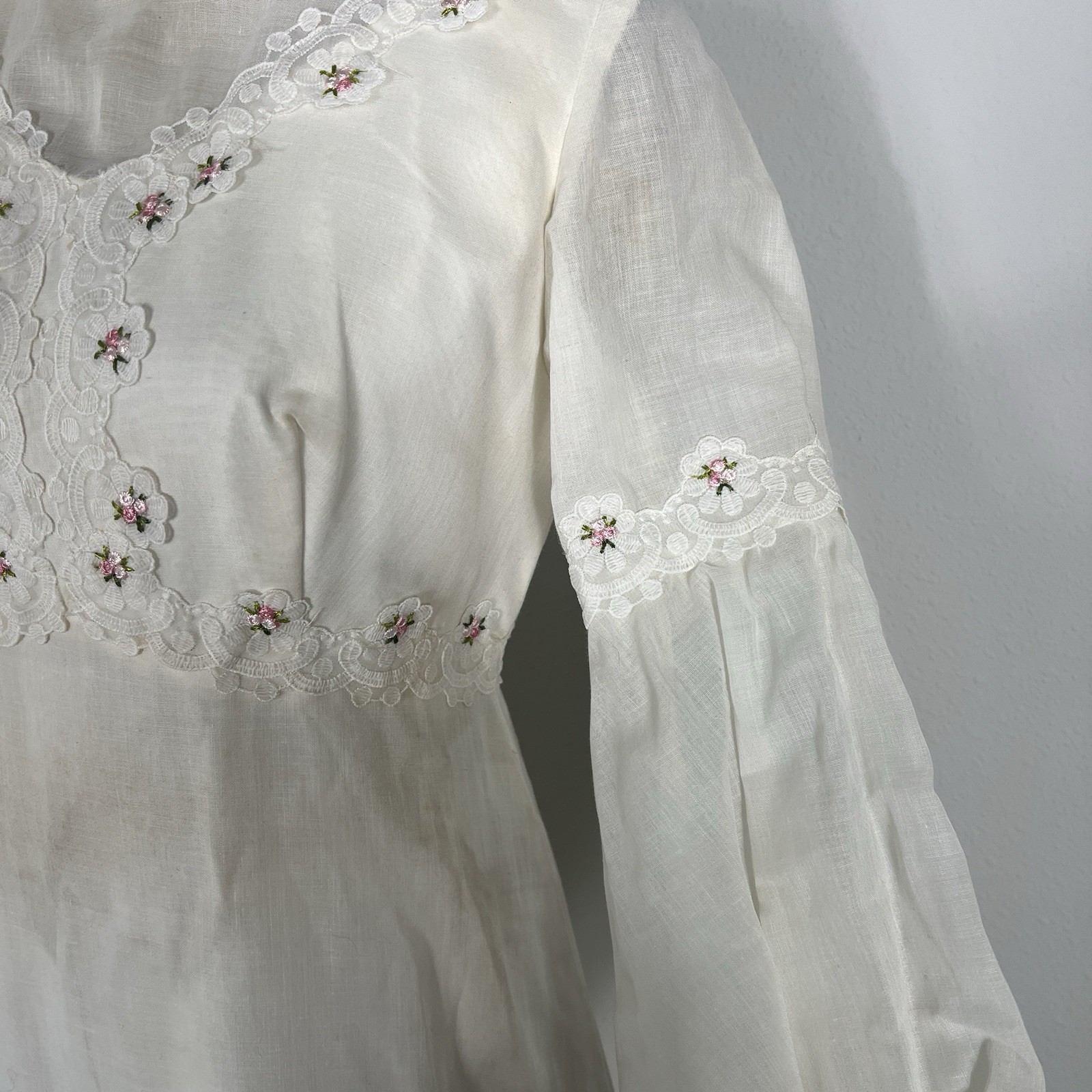 Vintage 1970’s Wedding Dress White Pink Rose Details Prairie Cottage Modest