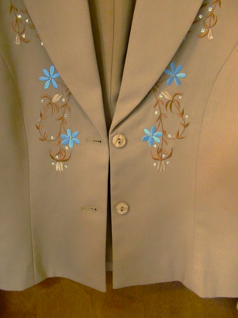 VTG SAGE WEST TX TAN EMBROIDER FLOWER RHINESTONE WM ROCKABILLY NASHVILLE JACKET