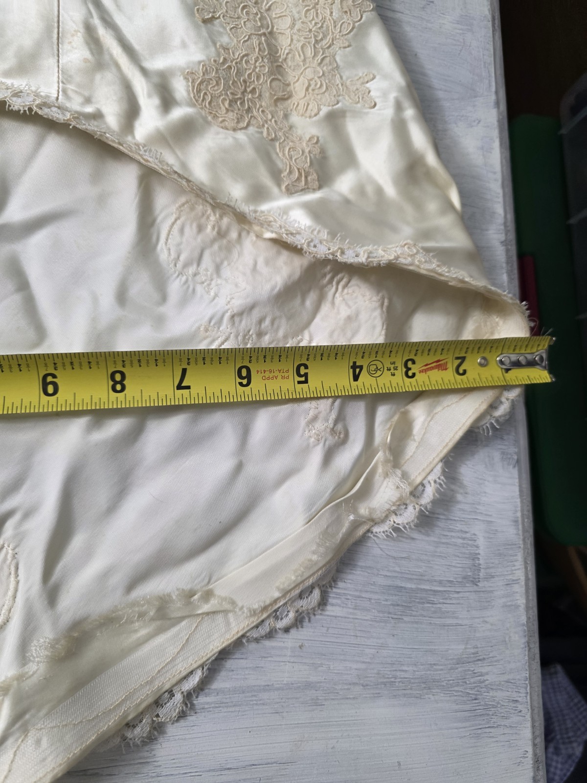 Vintage 1940s Bride Small Slipper Satin & Lace Wedding Dress Cathedral Train 40s