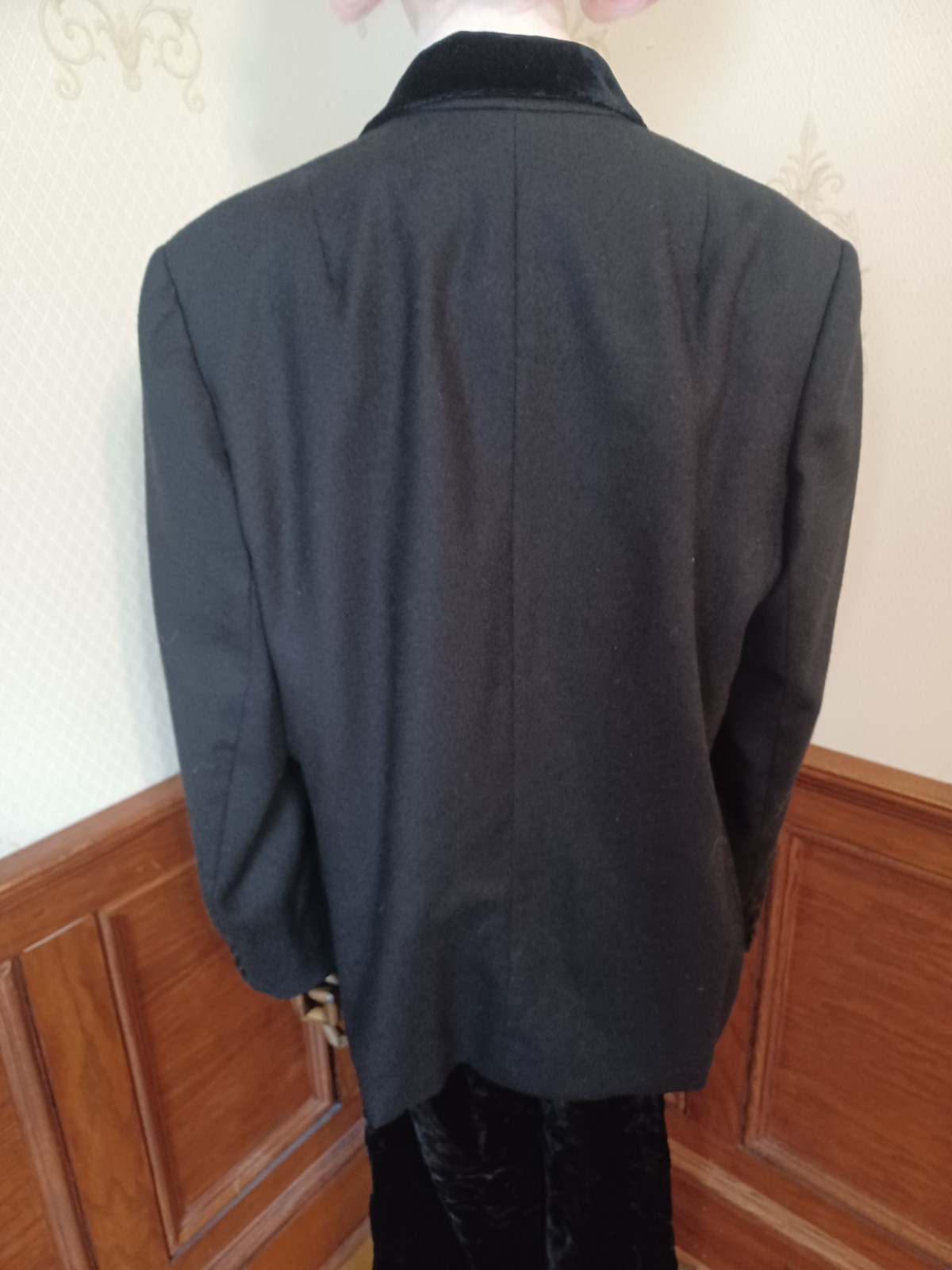 Vintage 1960s/70s Wilroy Traveller Velvet Trim Women’s Union-Made Tuxedo Coat