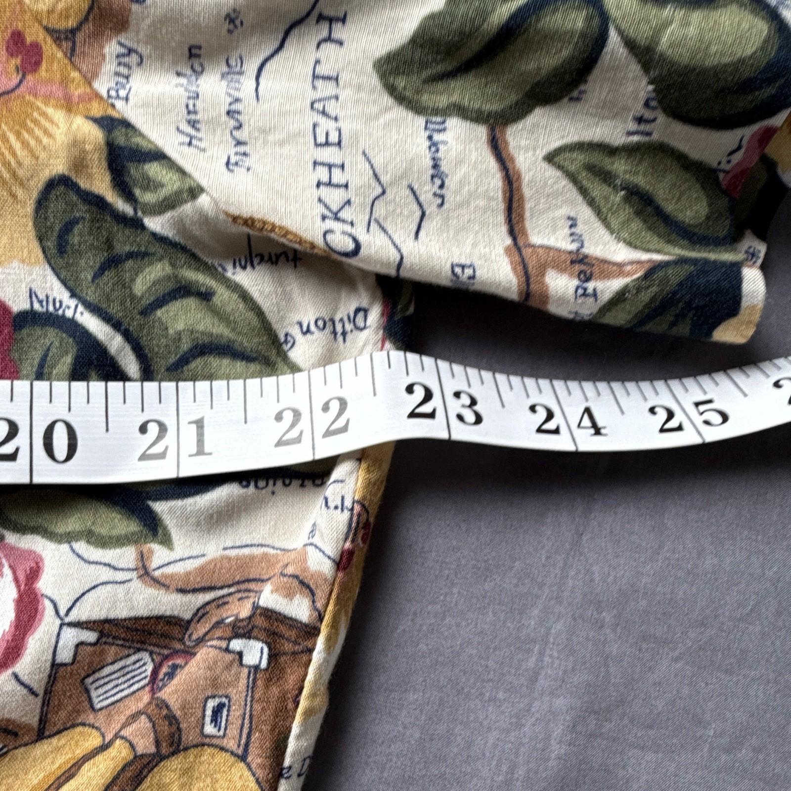 Vintage Teddi Women’s Novelty Map Travel Print Camp Shirt Rayon Hawaiian Blouse