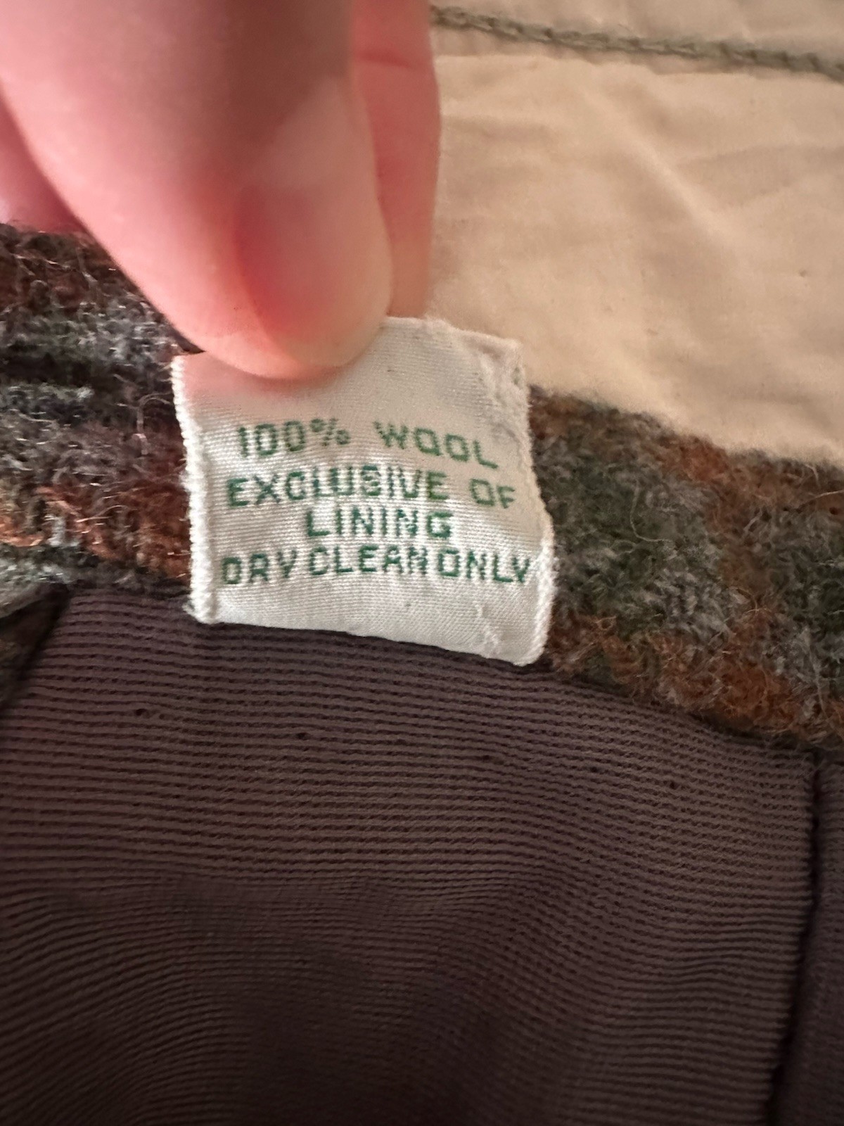 Vintage Dutchmaid Women’s Plaid Wool Skirt/Matching Cropped Jacket Ephrata, Pa