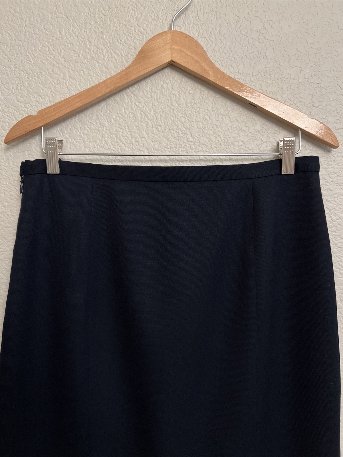 Vintage Pendleton 100% Virgin Wool Skirt Pencil Classic Navy Blue Made in USA 10