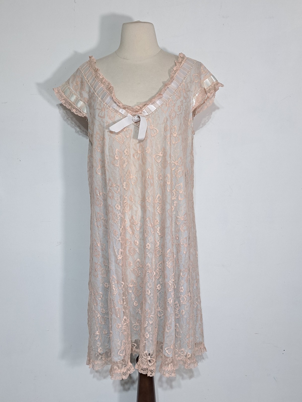 Vtg 1960s Odette Barsa Blush Lace Overlay Sissy Nightgown Pale Blue Nylon M/L