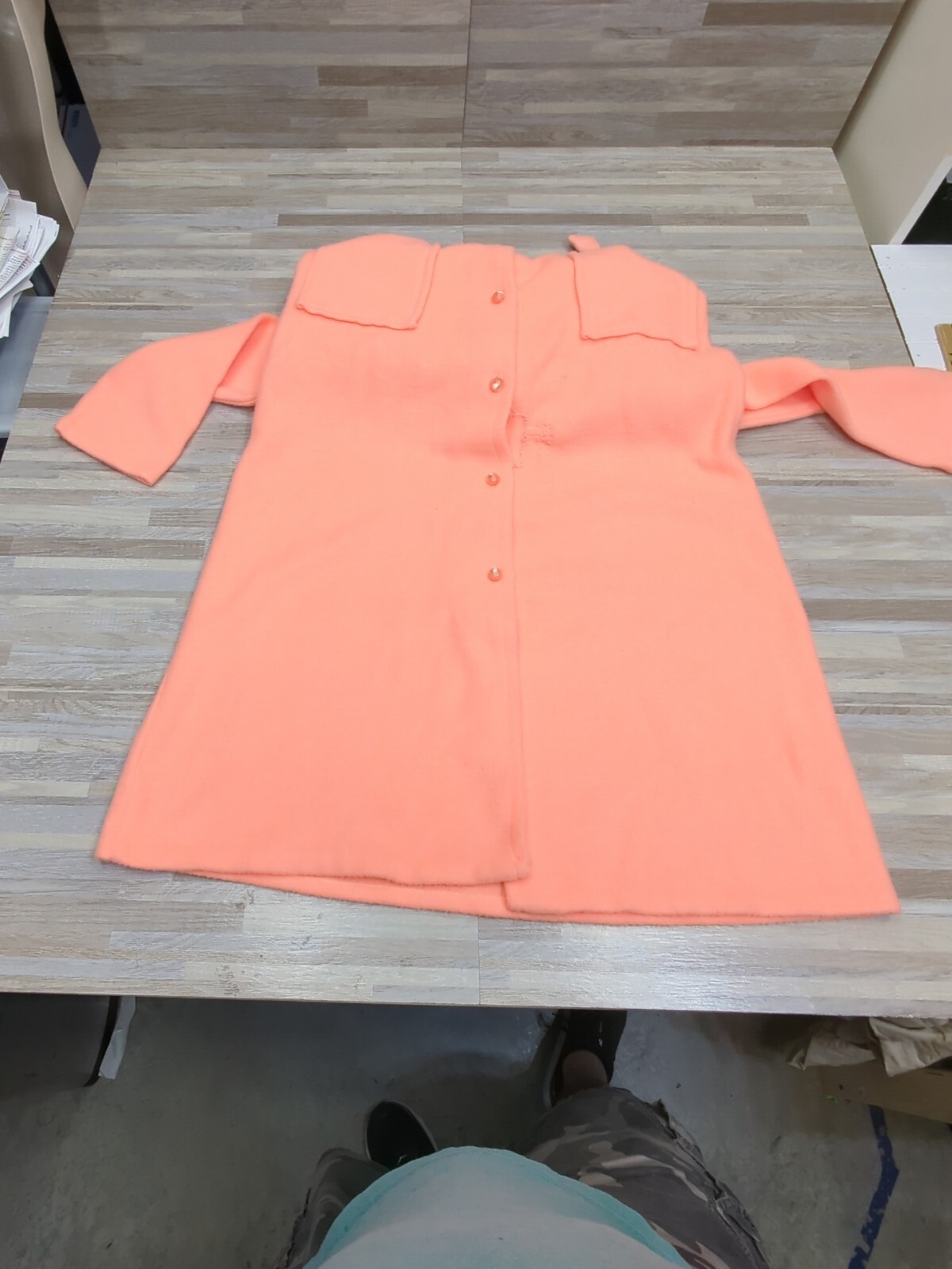 Vintage 60’s/70’s peachy orange Fleece Robe/ Housecoat nightgown Sz Medium