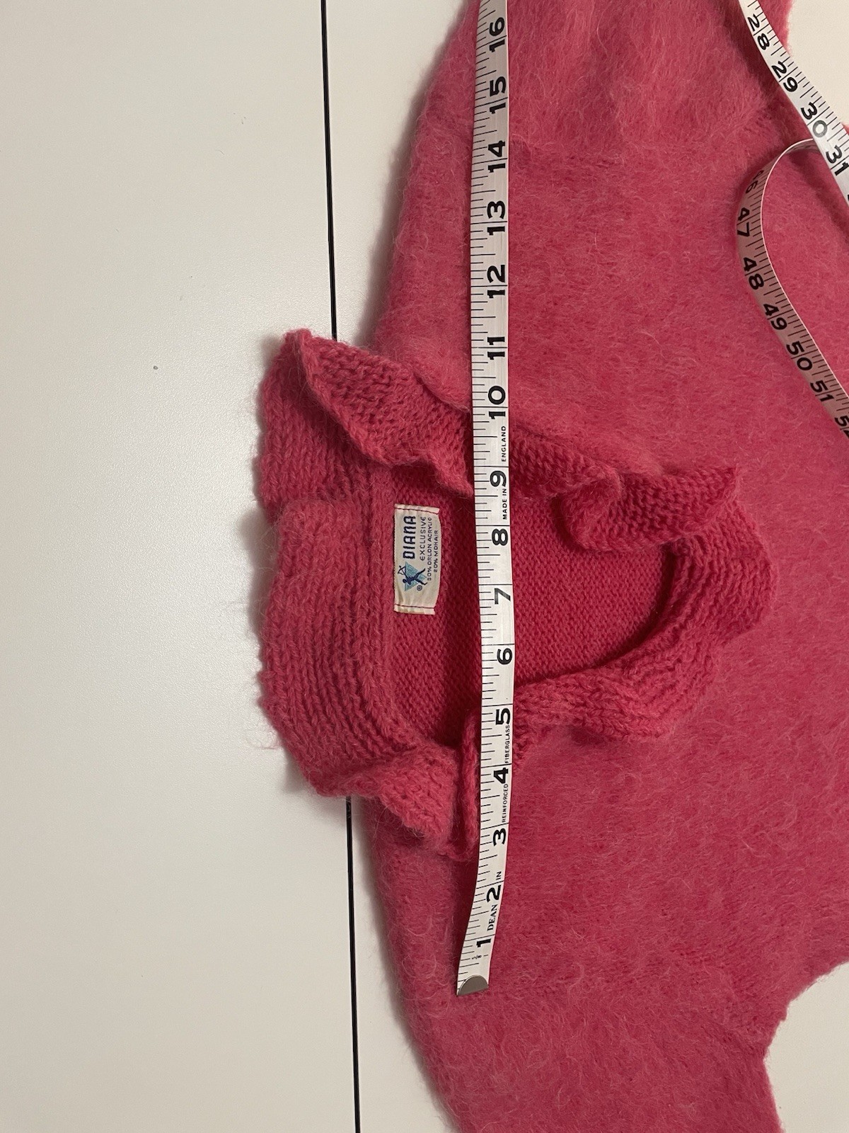 Vintage 50s 60s Pink Fuzzy Mohair Blend Crochet Ruffles Pin Up Sweater sm/md