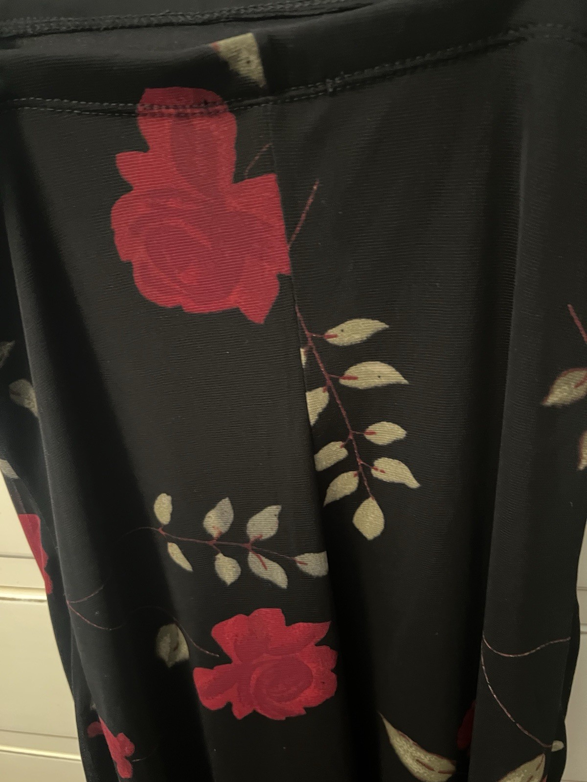 Vintage InG International Newport Group Large Spaghetti, Straps Black Red Roses