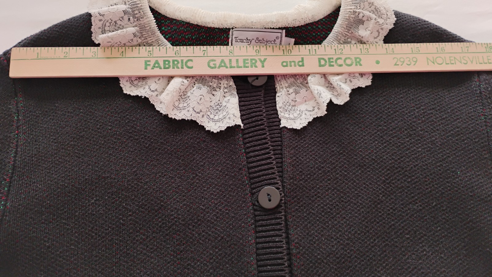 Vtg Christmas Cardigan Sweater Women’s Lace Collar Cottagecore USA L Holiday