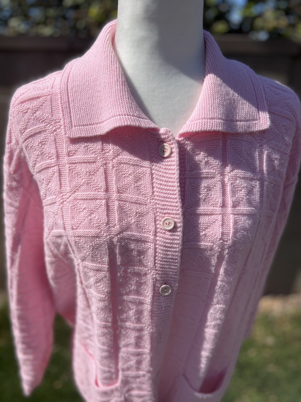 Vintage Billie Jo M Crochet Sweet Pink Long Sleeve Knit Cardigan Sweater USA