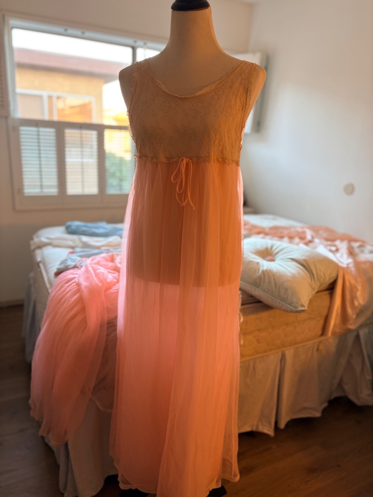 VTG 60s Aristocraft Pink Peignoir Set Sheer Chiffon Lace Nightgown Robe Small
