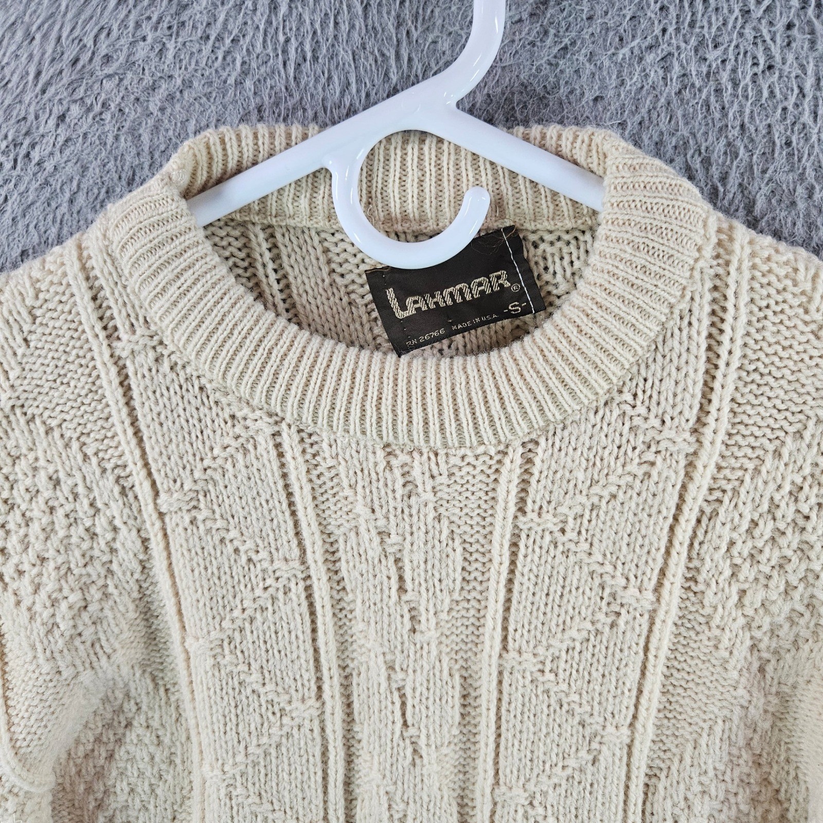 Vintage Lahmar Womens Cream Cable Knit Sweater Size Small Made in USA Ivory