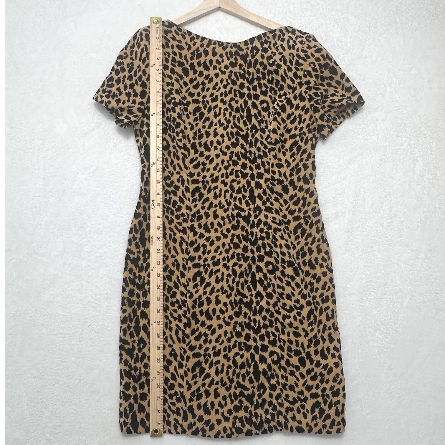Leopard Print Velvet Sheath Dress Women’s Size 6 Vintage Made in USA Glam Retro