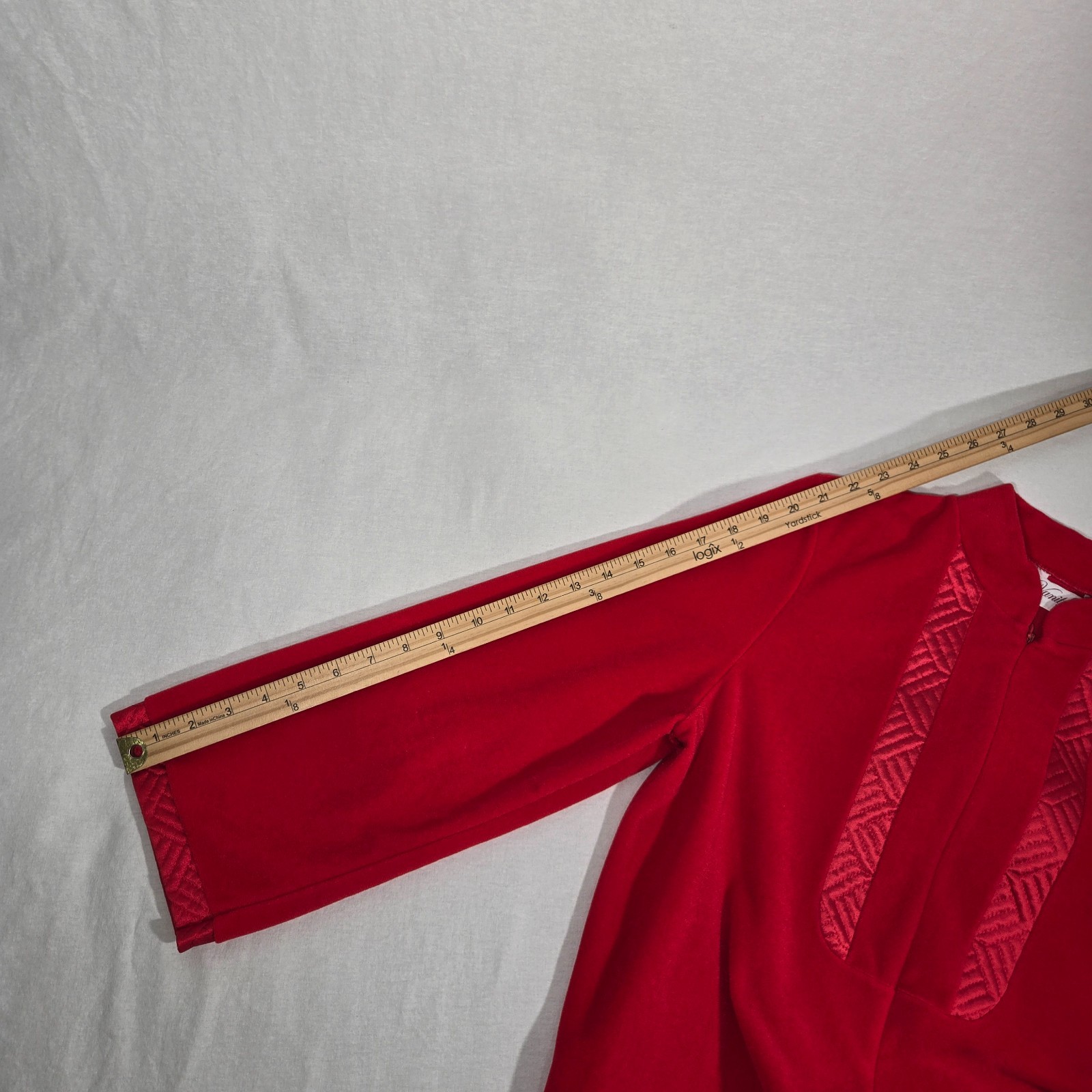 U.S.A. Vintage VANITY FAIR Red VELVET Satin Trim Mid-Length House Dress Size S.
