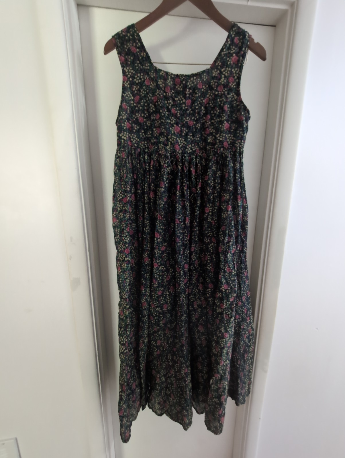 Sita Vintage Dress M Roses Floral Black Cottagecore Homemaker Prarie Maxi