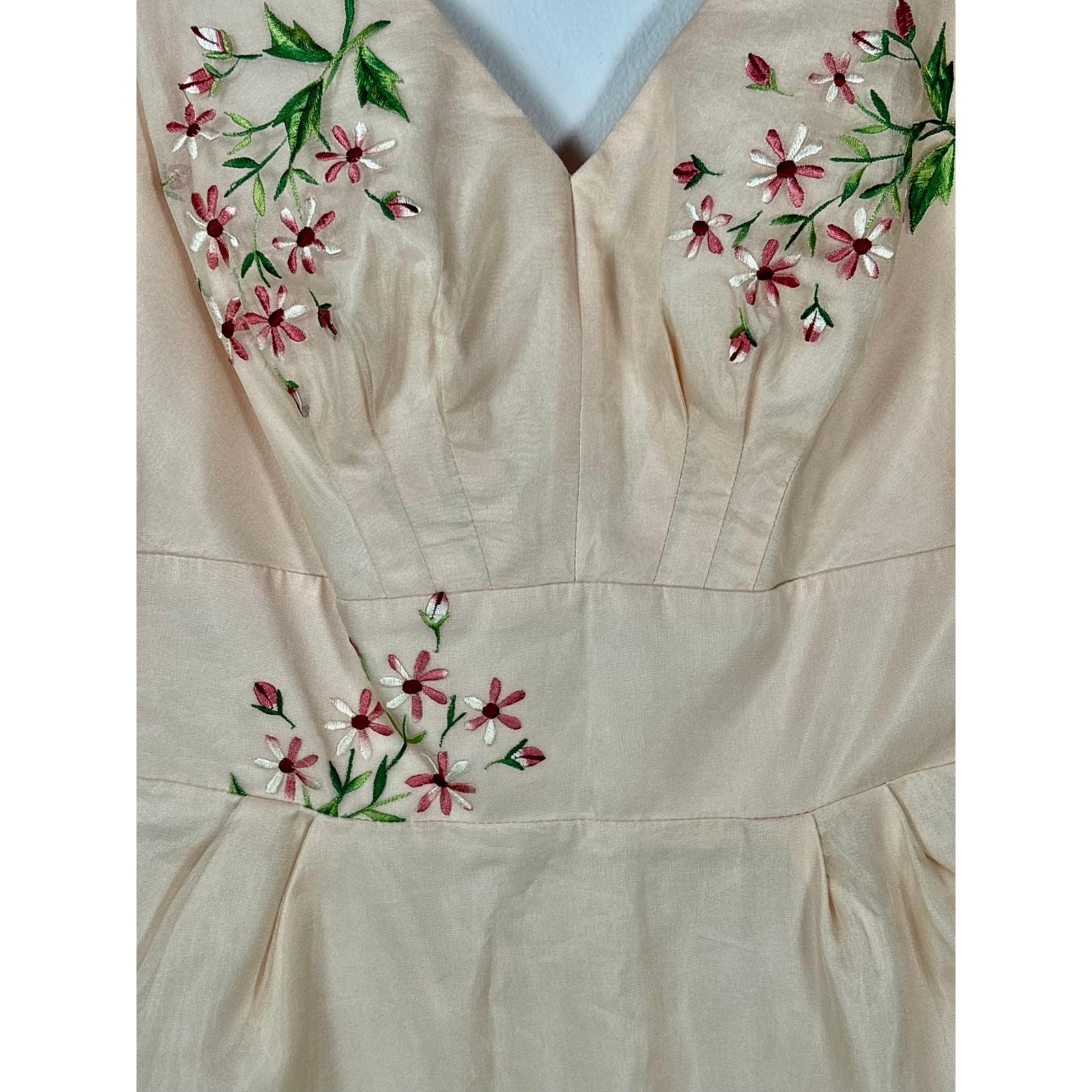 1960s Lilli Diamond Pink Silk Chiffon Embroidered Wiggle Dress As Is