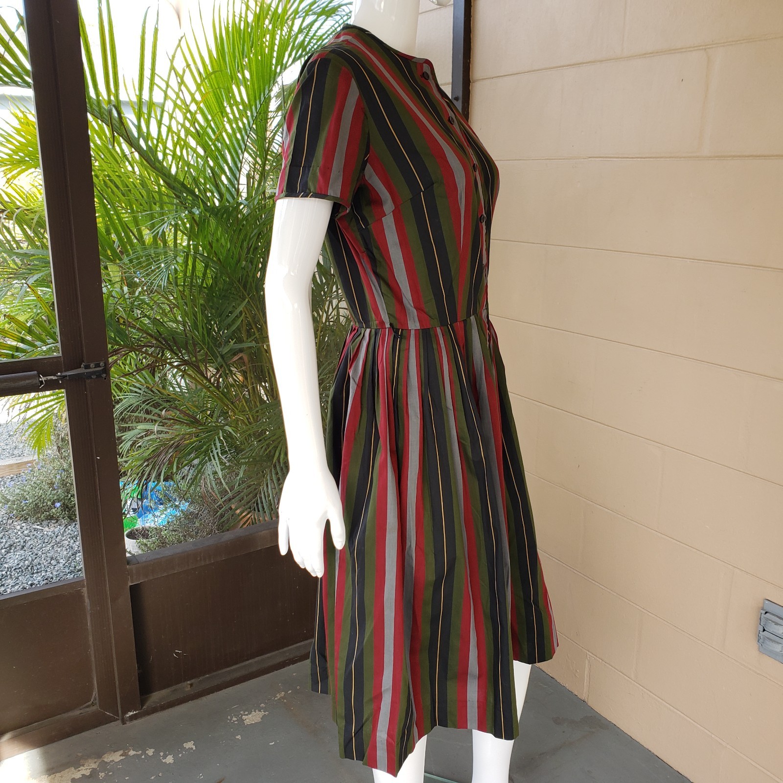 Vintage Bobbie Brooks 60s Striped Day Dress Red Black Green Grey Women Size S/6